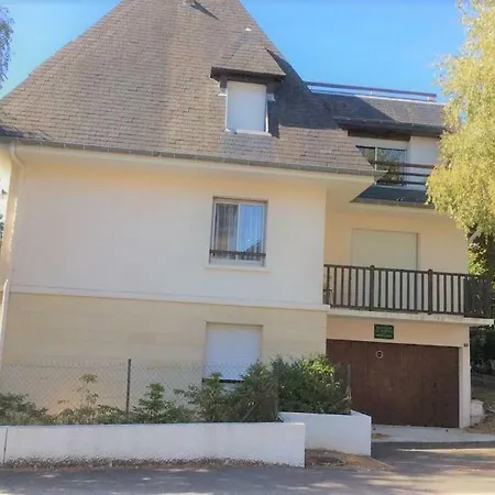 Centre, Pour 4 Personnes A 100m De La Apartment Cabourg