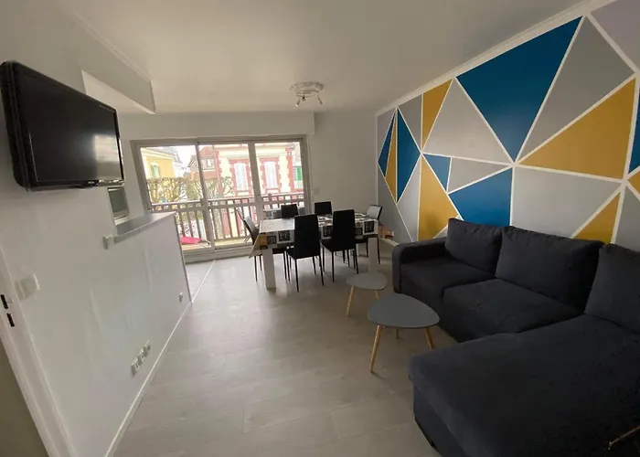 Lejlighed Centre, Pour 4 Personnes A 100m De La Cabourg